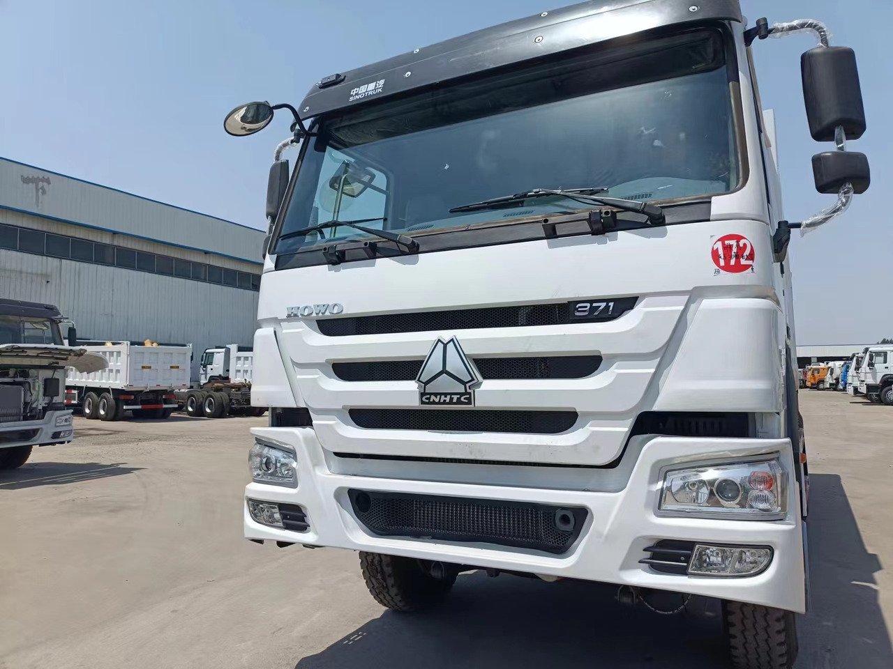 HOWO 371 6X4 - Truk jungkit: gambar 3 HOWO 371 6X4 - Truk jungkit: gambar 3