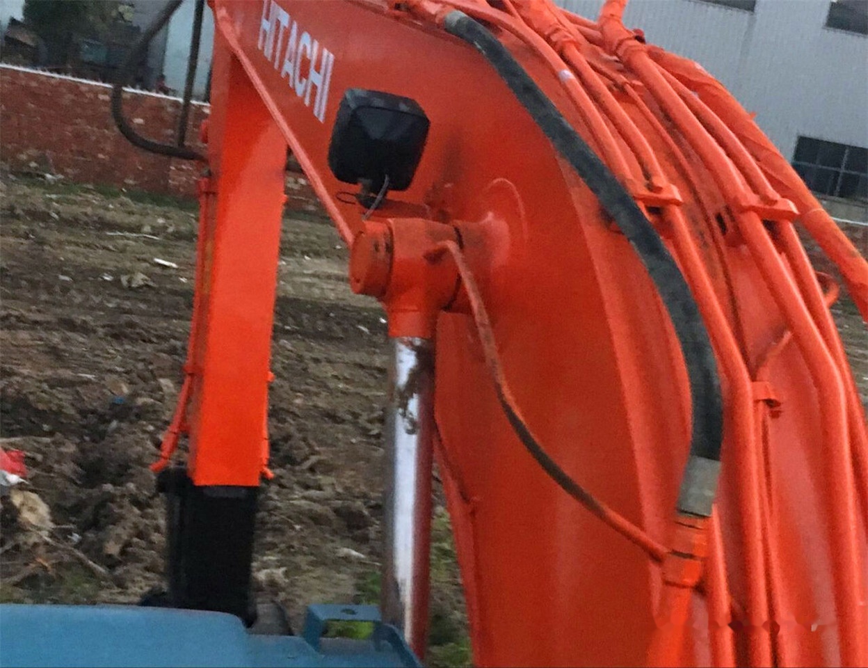 Hitachi EX120-3 - Ekskavator perayap: gambar 2 Hitachi EX120-3 - Ekskavator perayap: gambar 2