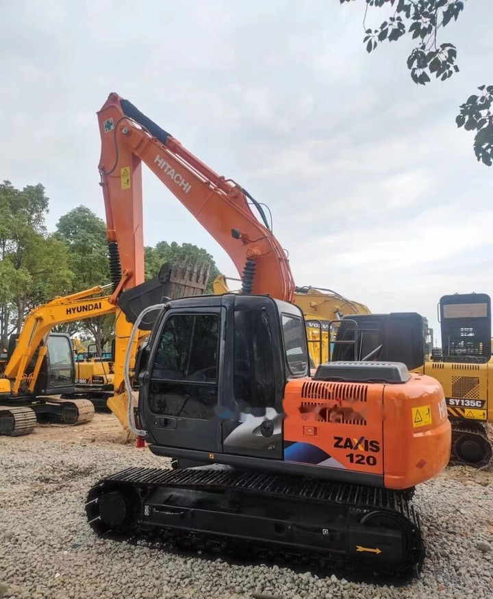 Hitachi ZX120 - Ekskavator perayap: gambar 3 Hitachi ZX120 - Ekskavator perayap: gambar 3