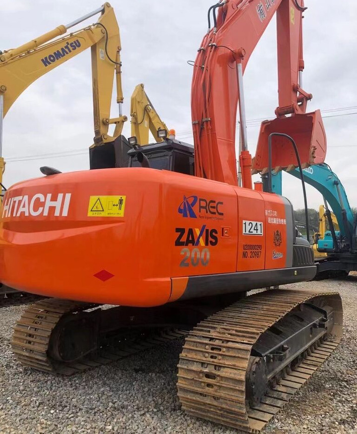 Hitachi ZX200-3 - Ekskavator perayap: gambar 3 Hitachi ZX200-3 - Ekskavator perayap: gambar 3