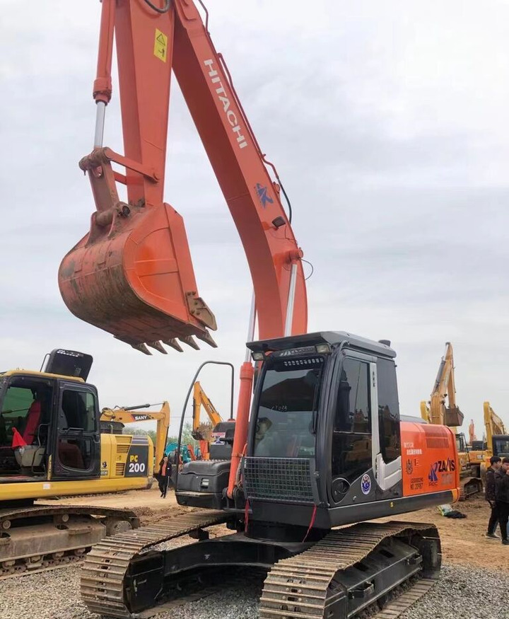 Hitachi ZX200-3 - Ekskavator perayap: gambar 2 Hitachi ZX200-3 - Ekskavator perayap: gambar 2