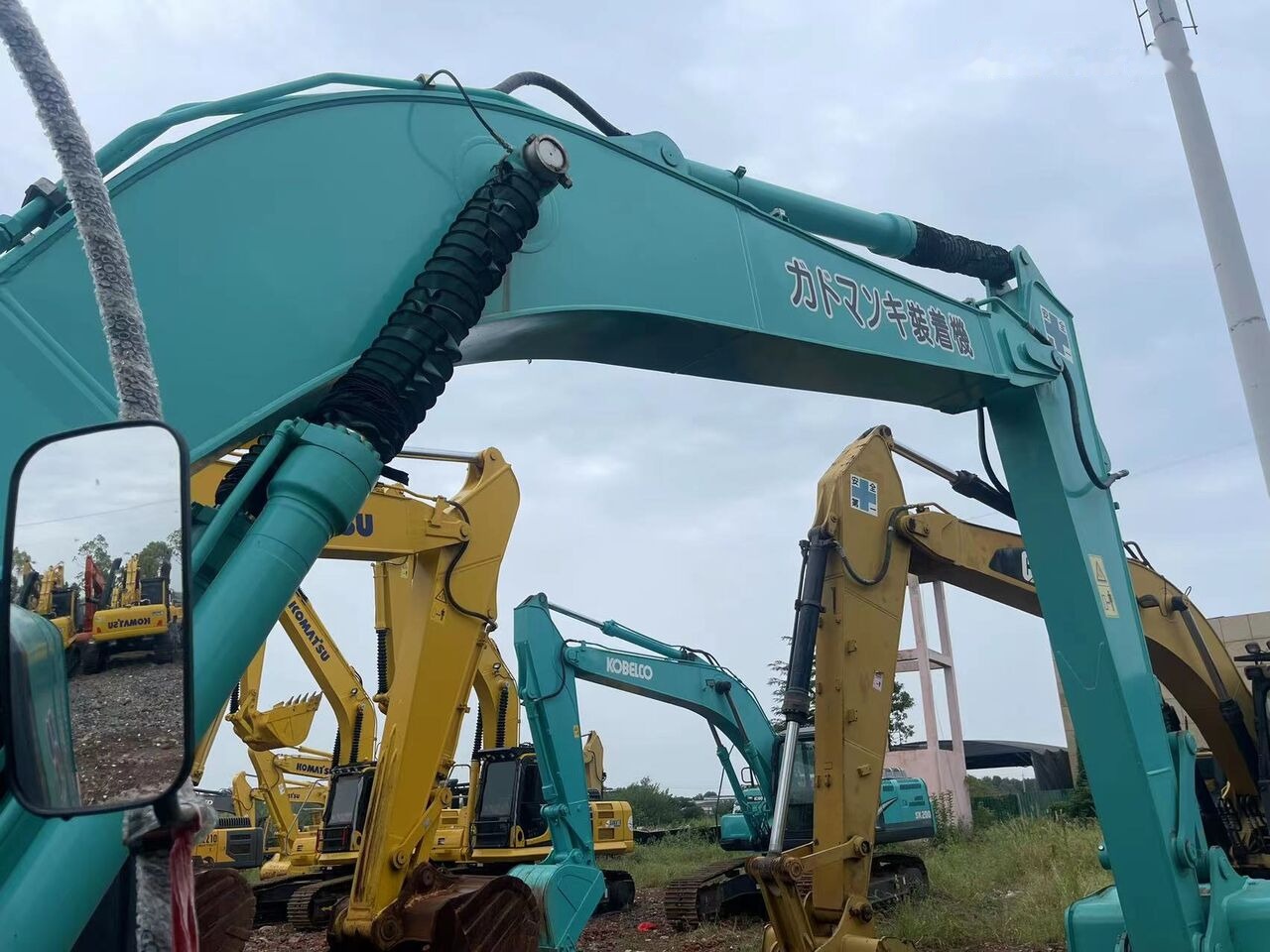 Hitachi ZX200-3 - Ekskavator perayap: gambar 1 Hitachi ZX200-3 - Ekskavator perayap: gambar 1