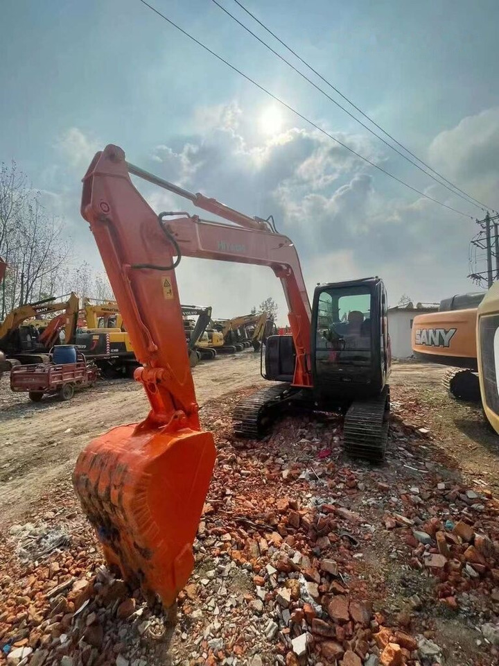 Hitachi ZX70 - Ekskavator perayap: gambar 4 Hitachi ZX70 - Ekskavator perayap: gambar 4