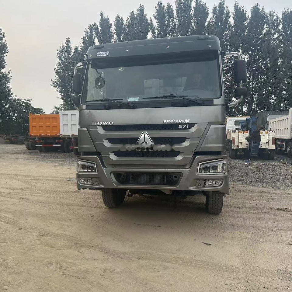 Truk jungkit Howo 371: gambar 6