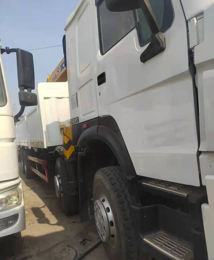 Howo 371 - Truk jungkit, Truk derek: gambar 5 Howo 371 - Truk jungkit, Truk derek: gambar 5