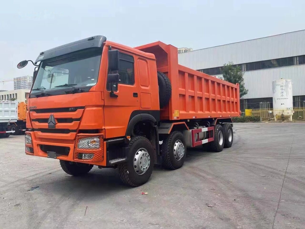 Howo 371 - Truk jungkit: gambar 5 Howo 371 - Truk jungkit: gambar 5