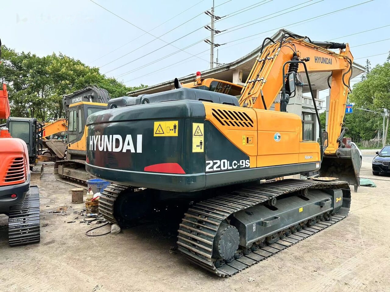 Hyundai 220LC-9S - Ekskavator perayap: gambar 2 Hyundai 220LC-9S - Ekskavator perayap: gambar 2
