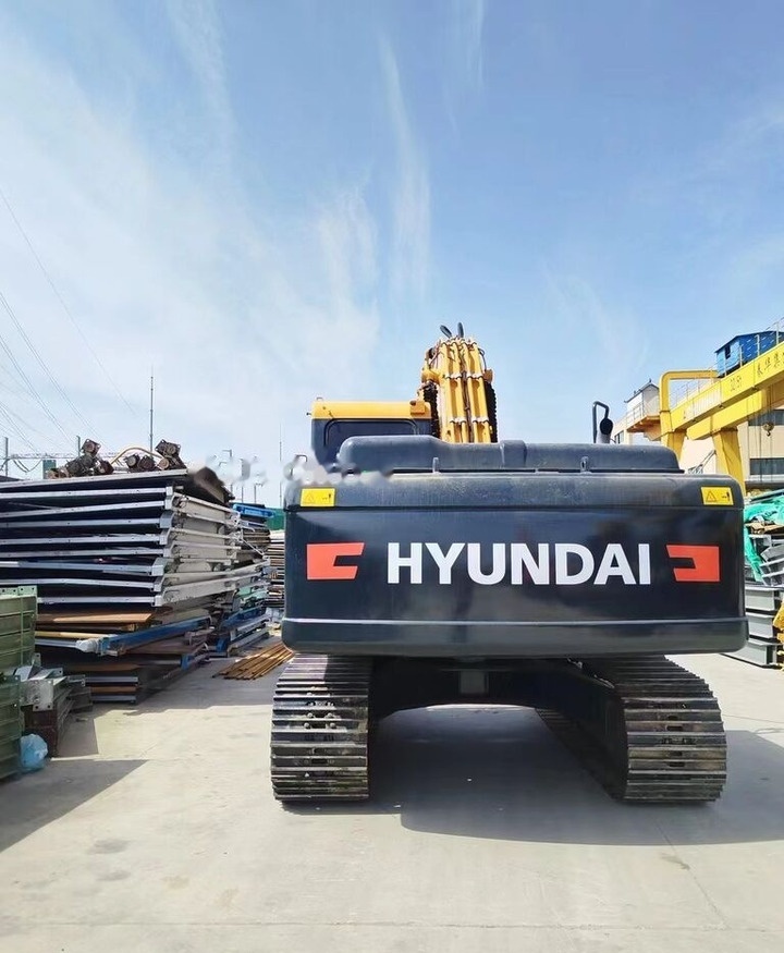 Hyundai R220-9S - Ekskavator perayap: gambar 5 Hyundai R220-9S - Ekskavator perayap: gambar 5