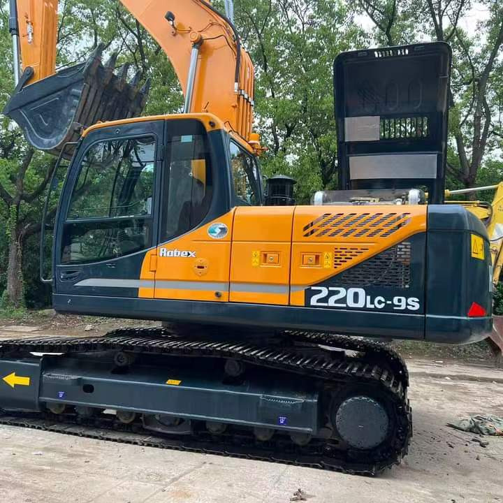 Hyundai Robex 220 LC-9S - Ekskavator perayap: gambar 5 Hyundai Robex 220 LC-9S - Ekskavator perayap: gambar 5