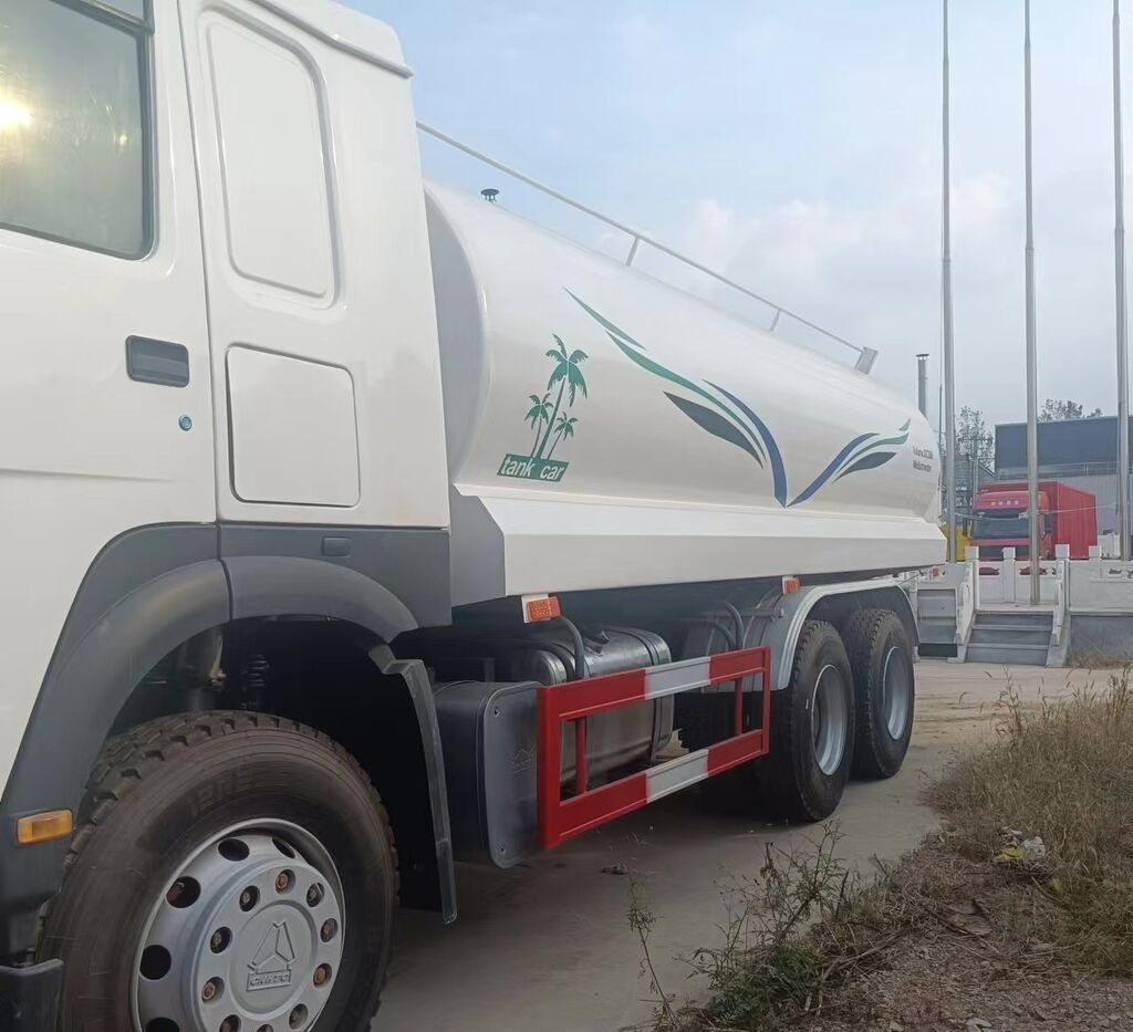 Sinotruk Howo 371 - Kendaraan Kota/ Khusus: gambar 5 Sinotruk Howo 371 - Kendaraan Kota/ Khusus: gambar 5