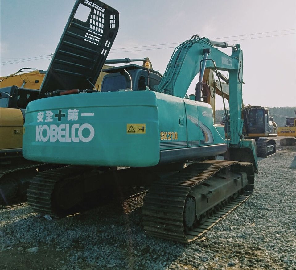 Kobelco SK210 - Ekskavator perayap: gambar 4 Kobelco SK210 - Ekskavator perayap: gambar 4