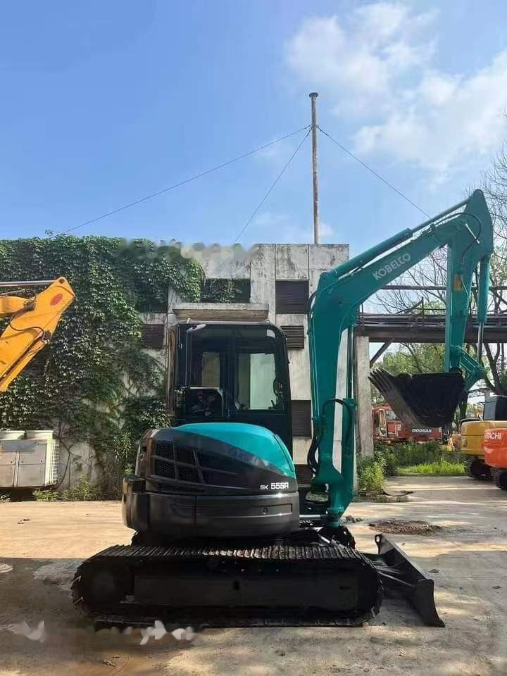 Kobelco SK55 - Ekskavator mini: gambar 3 Kobelco SK55 - Ekskavator mini: gambar 3