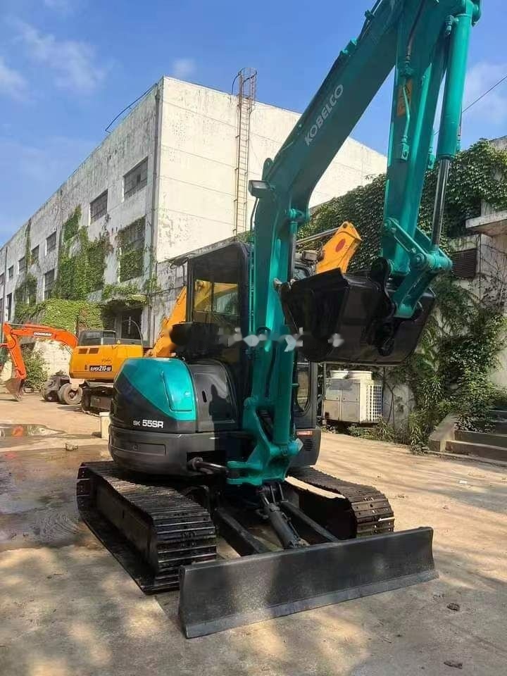 Kobelco SK55 - Ekskavator mini: gambar 5 Kobelco SK55 - Ekskavator mini: gambar 5