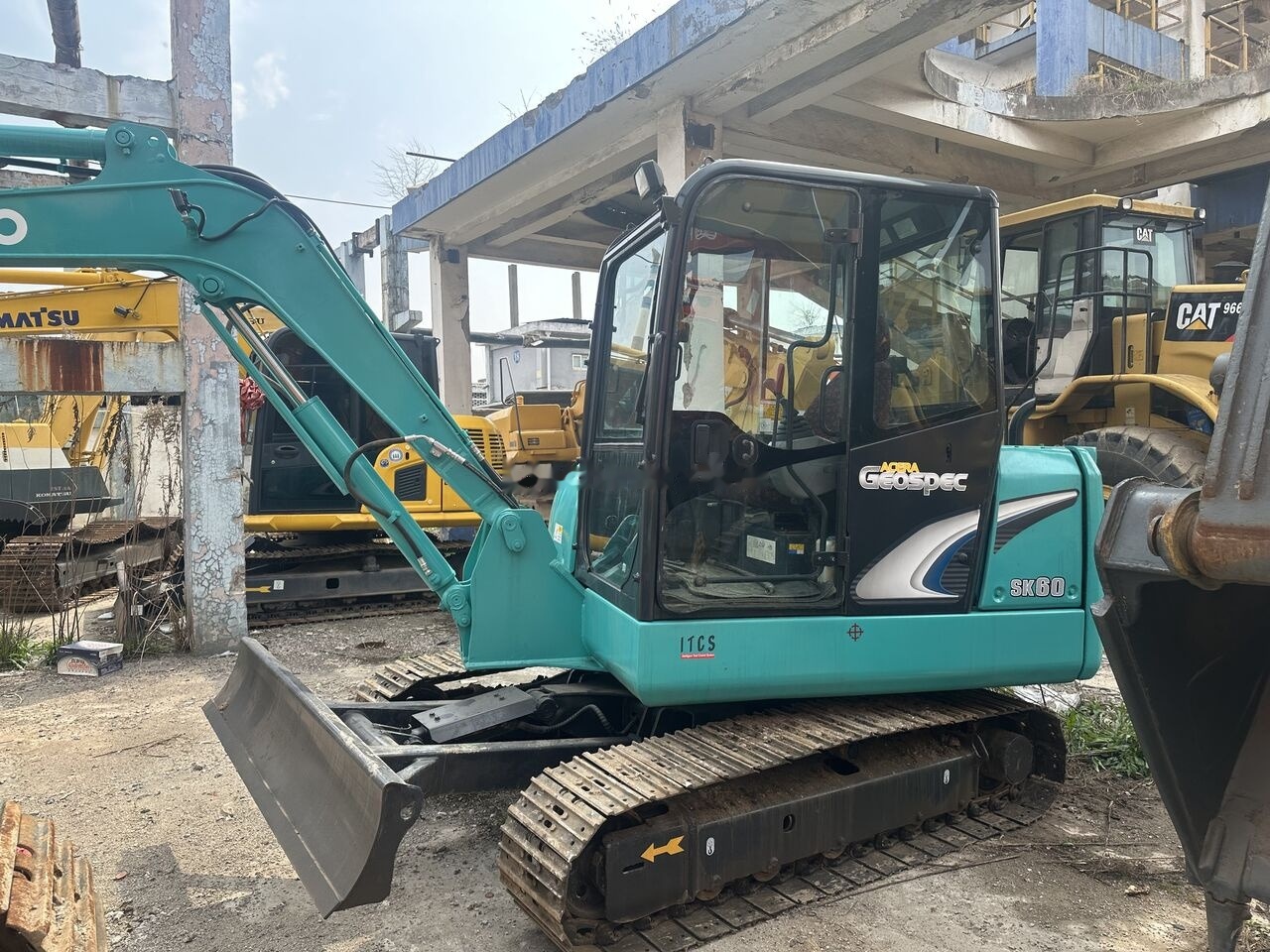 Kobelco SK60 - Ekskavator mini: gambar 5 Kobelco SK60 - Ekskavator mini: gambar 5