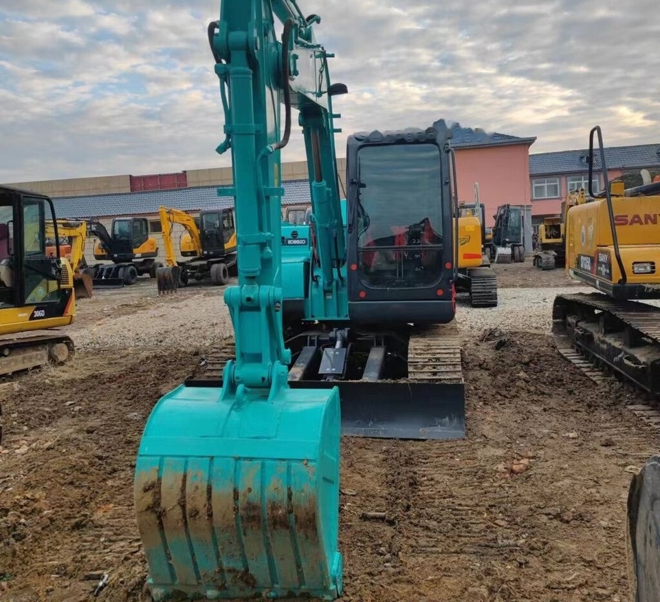 Kobelco SK75 - Ekskavator mini: gambar 4 Kobelco SK75 - Ekskavator mini: gambar 4