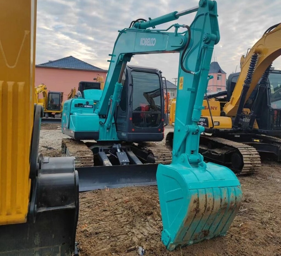 Kobelco SK75 - Ekskavator mini: gambar 5 Kobelco SK75 - Ekskavator mini: gambar 5