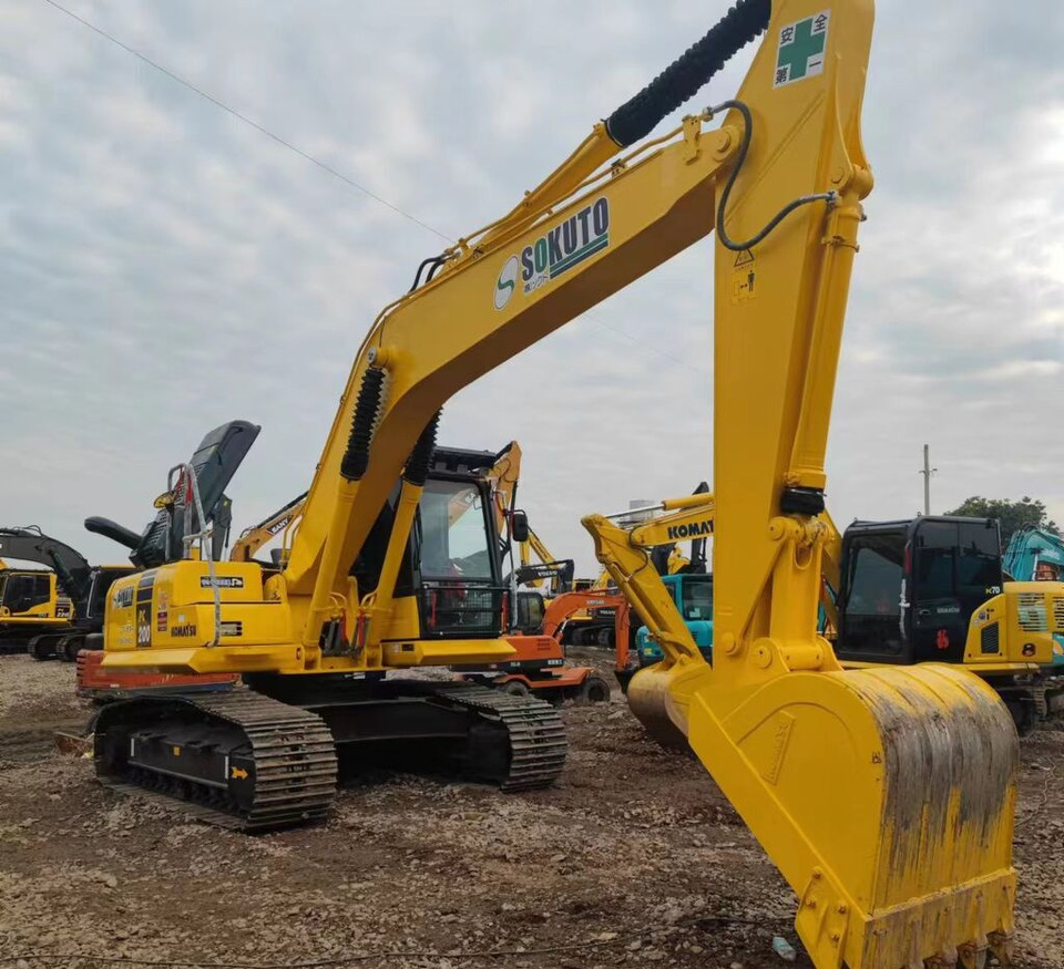 Ekskavator perayap Komatsu PC200-8: gambar 6