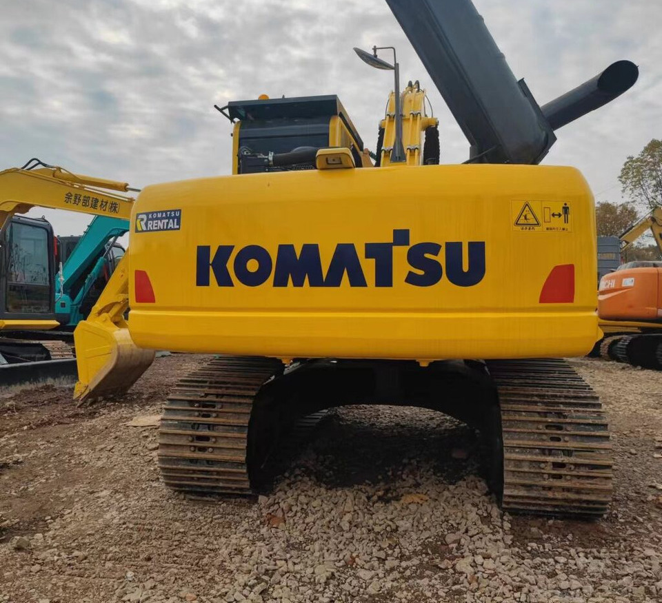 Ekskavator perayap Komatsu PC200-8: gambar 9