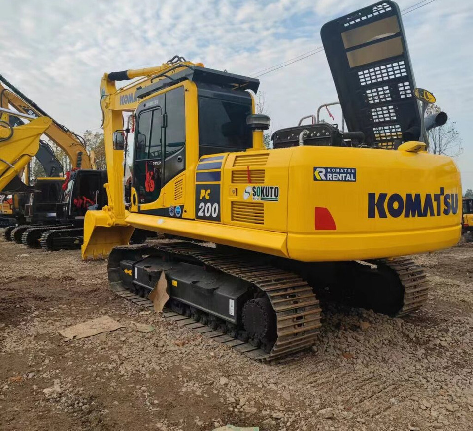 Ekskavator perayap Komatsu PC200-8: gambar 8