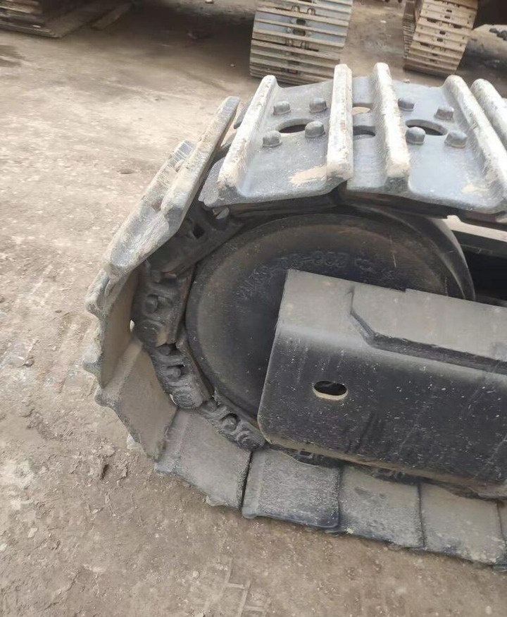 Komatsu PC400-8 - Ekskavator perayap: gambar 2 Komatsu PC400-8 - Ekskavator perayap: gambar 2