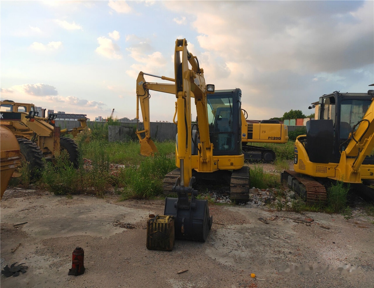 Komatsu PC55 - Ekskavator mini: gambar 3 Komatsu PC55 - Ekskavator mini: gambar 3