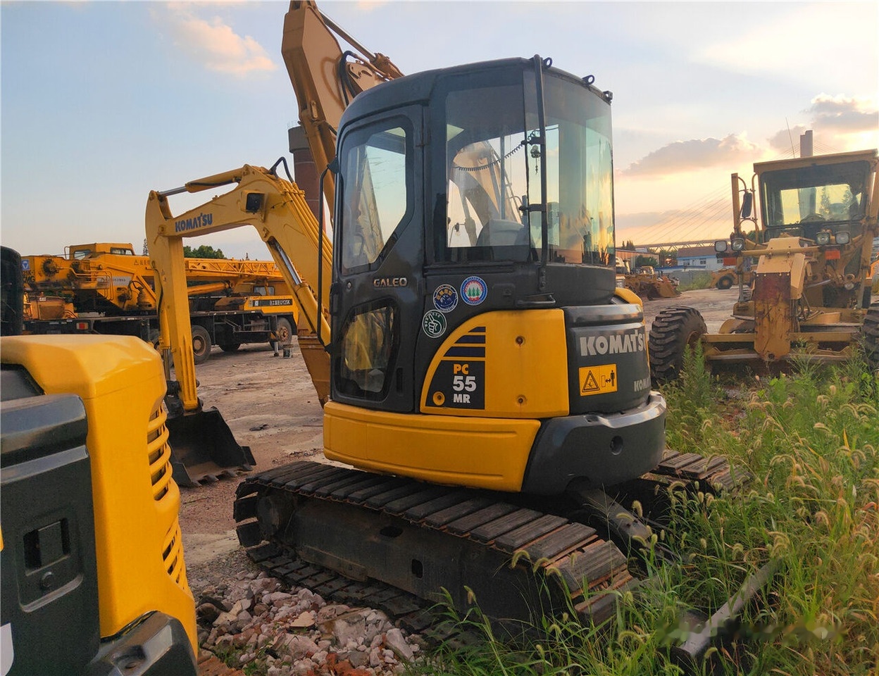 Komatsu PC55 - Ekskavator mini: gambar 2 Komatsu PC55 - Ekskavator mini: gambar 2