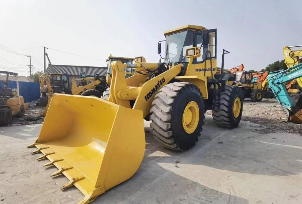 Komatsu WA470-3 - Wheel loader: gambar 5 Komatsu WA470-3 - Wheel loader: gambar 5