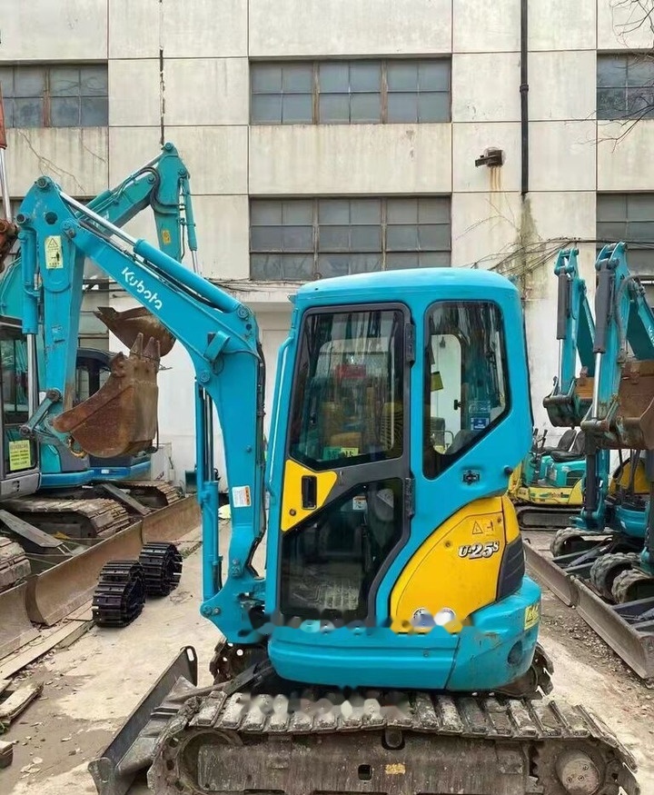 Kubota U25 - Ekskavator mini: gambar 5 Kubota U25 - Ekskavator mini: gambar 5