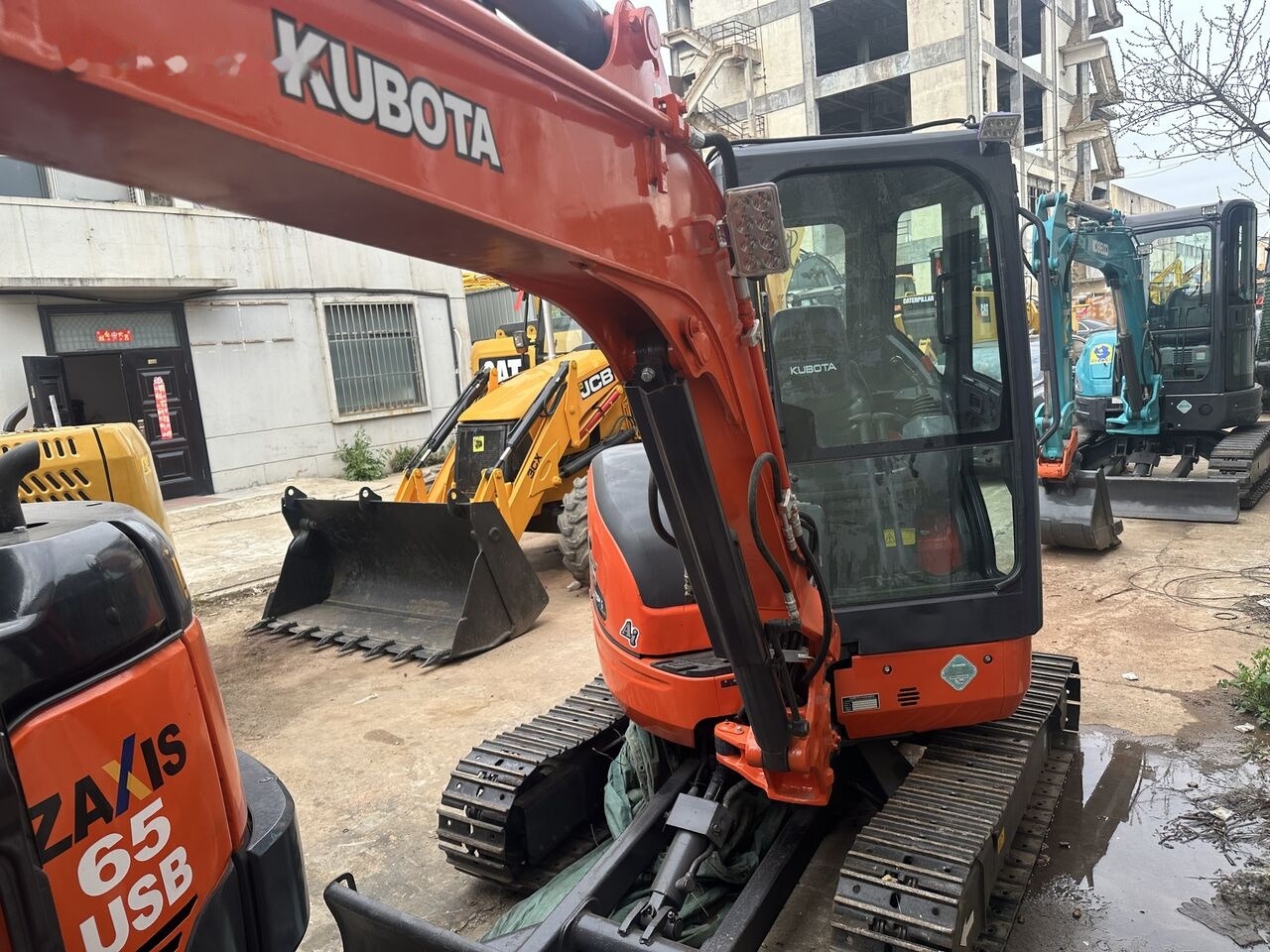 Kubota U35 - Ekskavator mini: gambar 5 Kubota U35 - Ekskavator mini: gambar 5