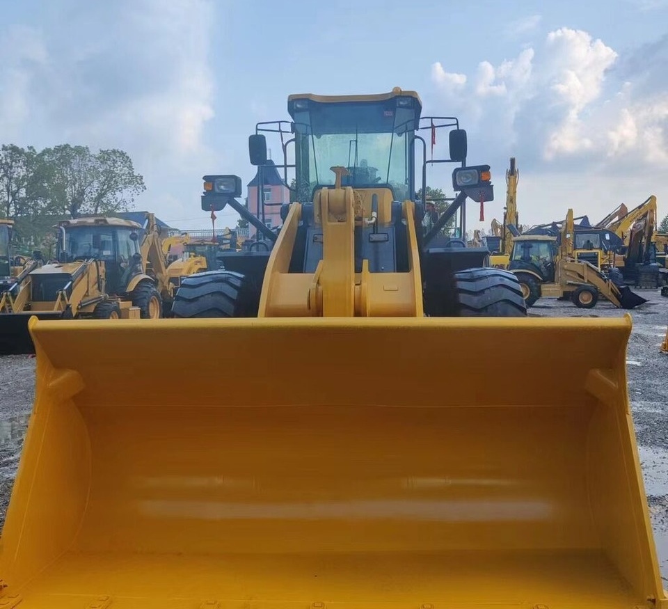 SDLG L958F - Wheel loader: gambar 1 SDLG L958F - Wheel loader: gambar 1