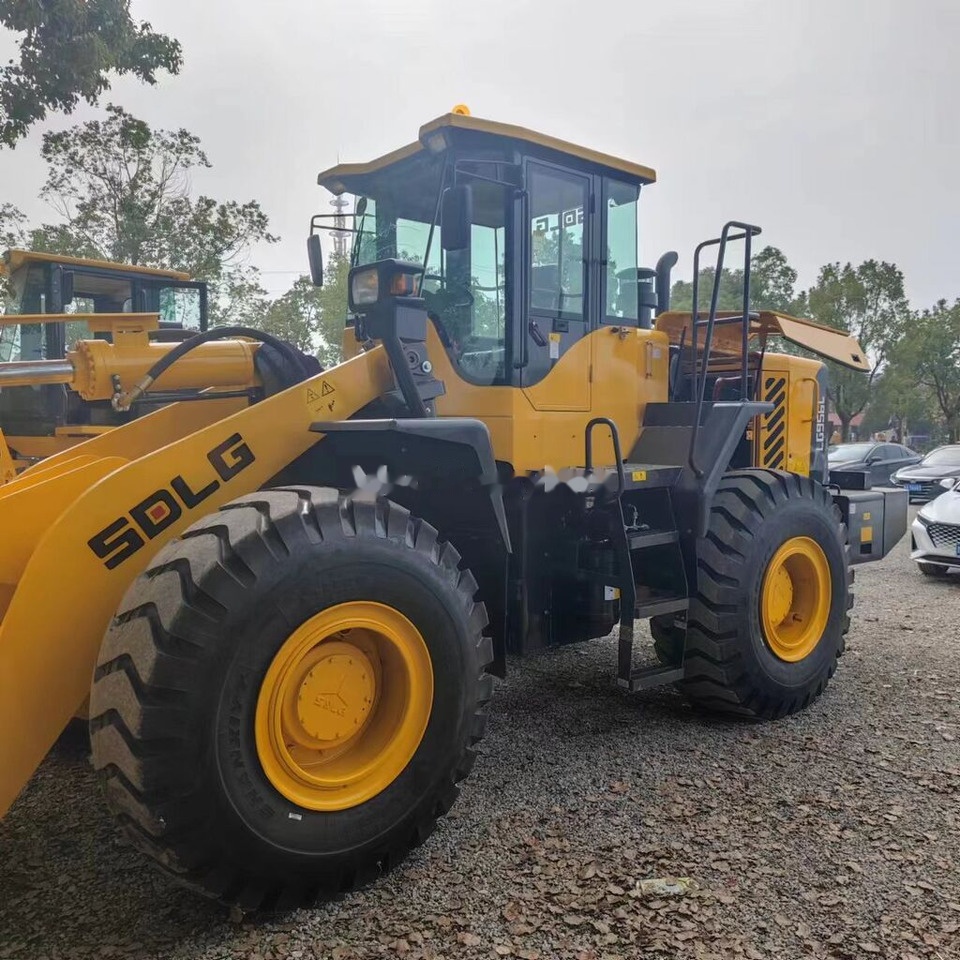 SDLG LG956L - Wheel loader: gambar 1 SDLG LG956L - Wheel loader: gambar 1