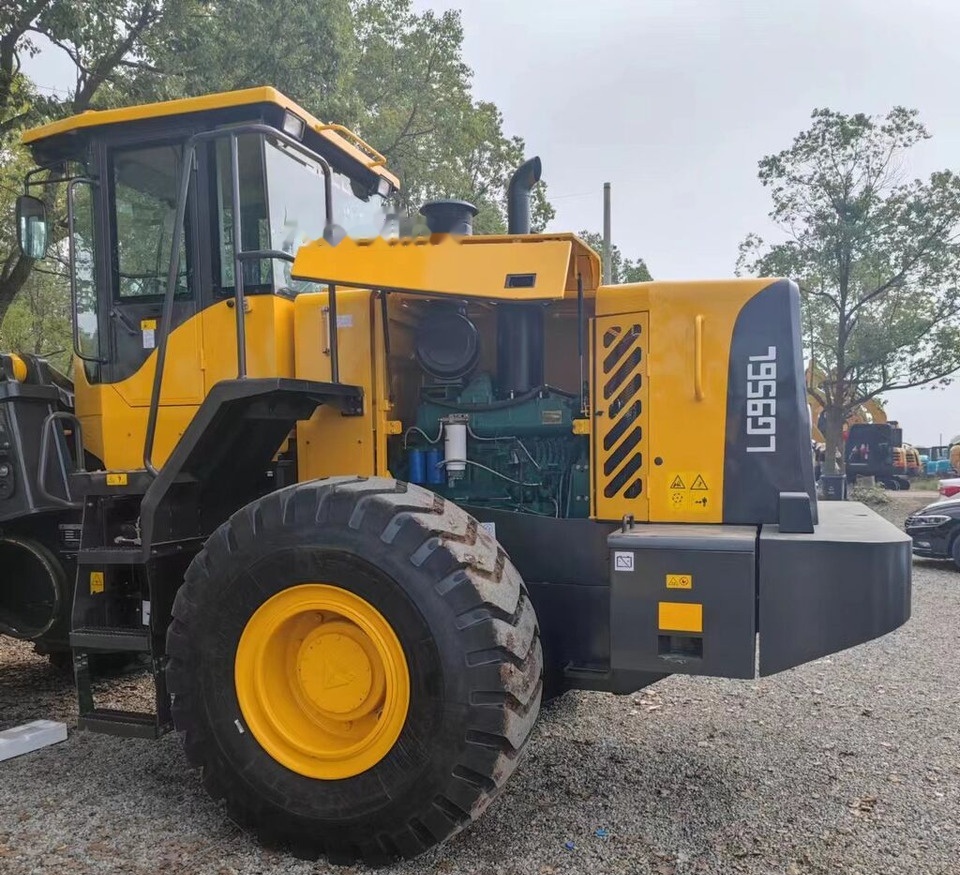 SDLG LG956L - Wheel loader: gambar 2 SDLG LG956L - Wheel loader: gambar 2