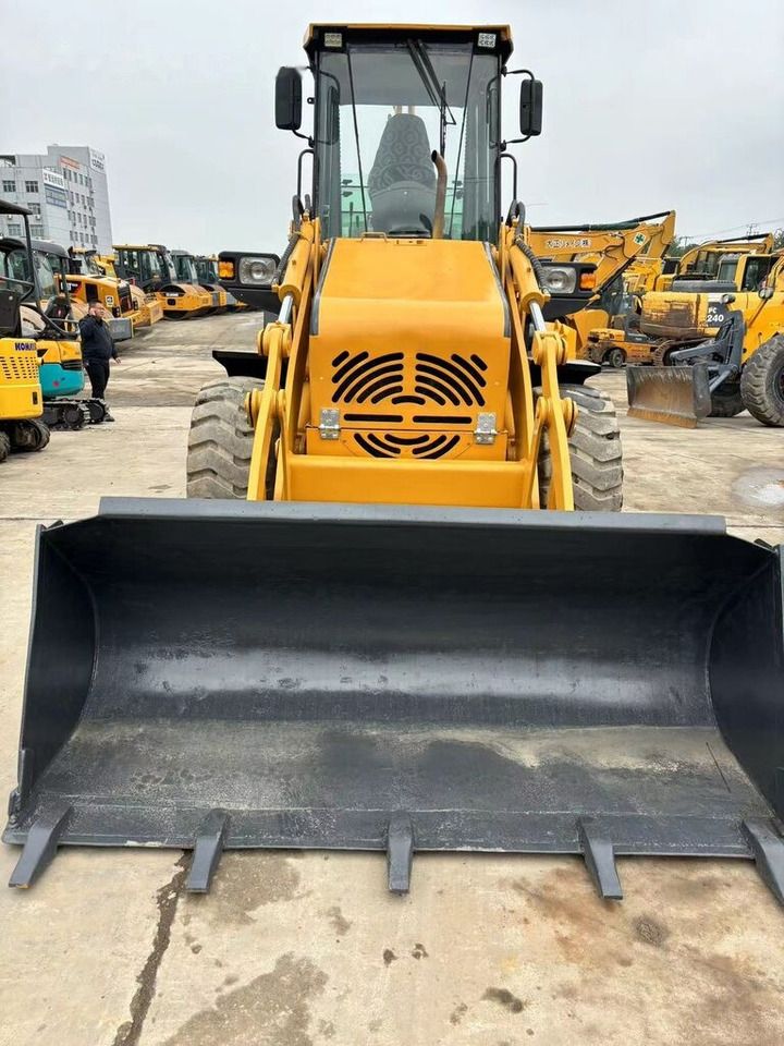 SDLG LGB680 - Backhoe loader: gambar 3 SDLG LGB680 - Backhoe loader: gambar 3