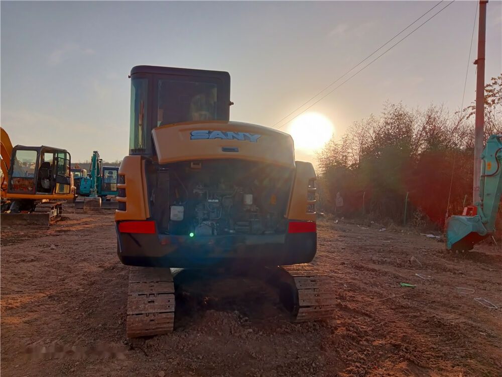 Ekskavator perayap Sany SY60C: gambar 8
