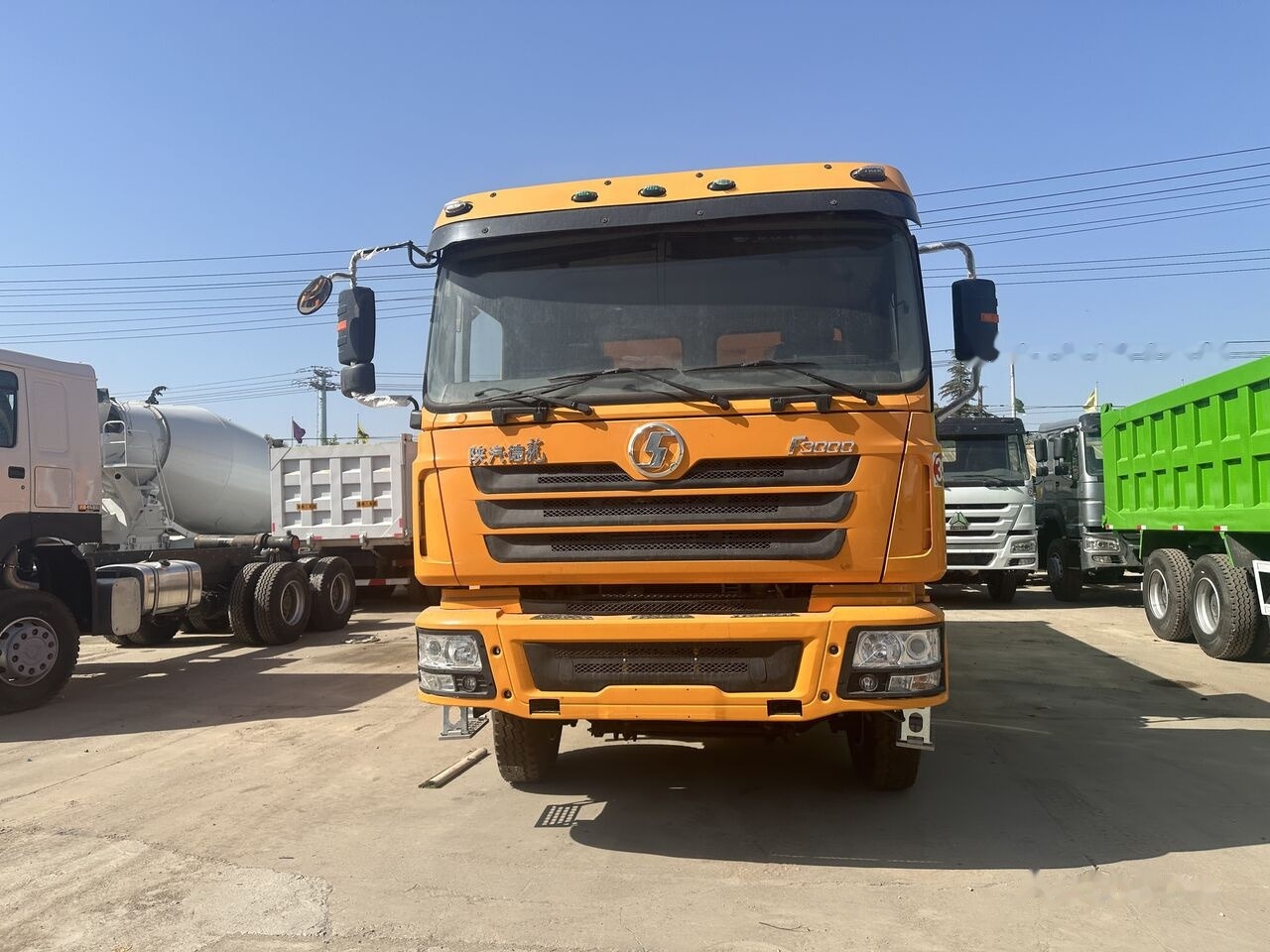 Shacman F3000 6*4 - Truk jungkit: gambar 4 Shacman F3000 6*4 - Truk jungkit: gambar 4