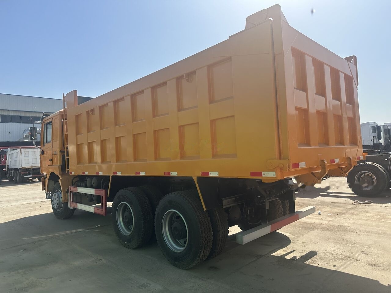 Leasing Shacman F3000 6*4 Shacman F3000 6*4: gambar 6