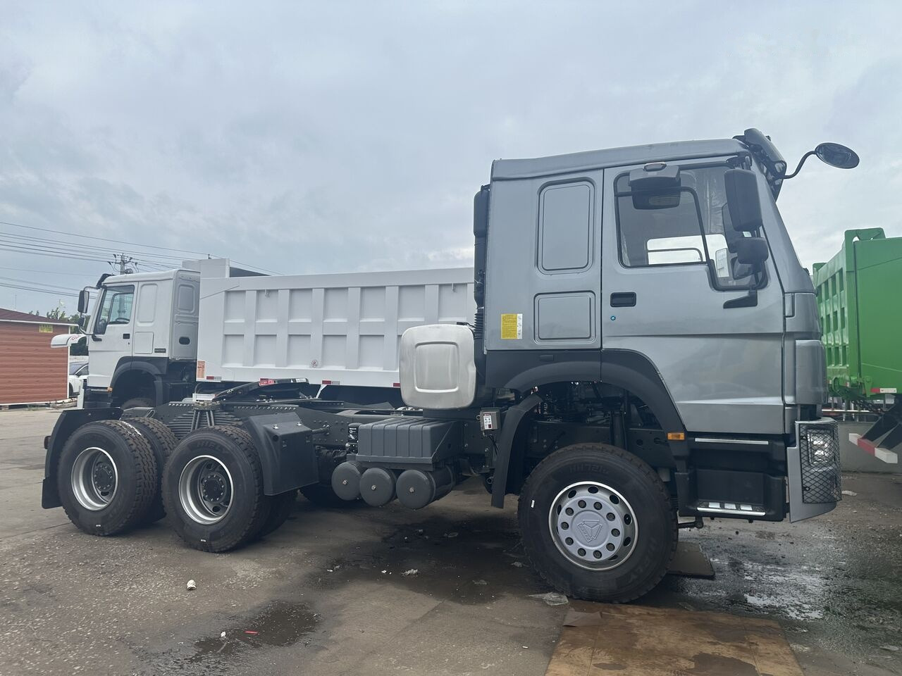 Howo - Tractor head: gambar 2 Howo - Tractor head: gambar 2