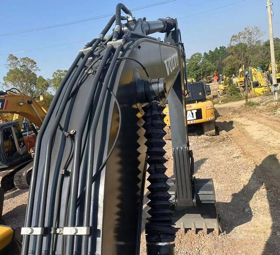Ekskavator perayap Volvo EC210: gambar 6