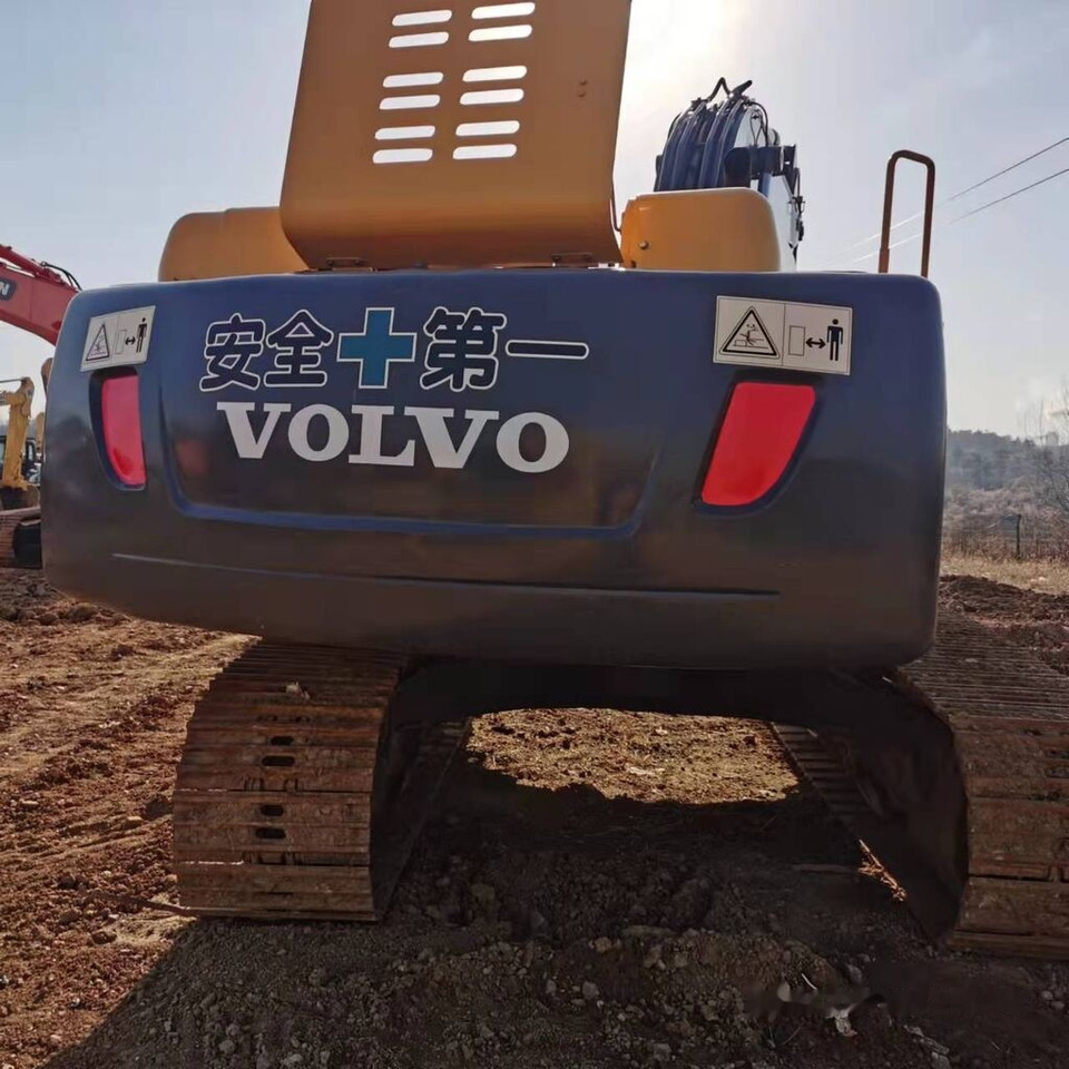 Volvo EC210BLC - Ekskavator perayap: gambar 3 Volvo EC210BLC - Ekskavator perayap: gambar 3