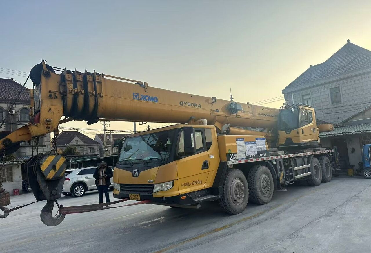 XCMG 50ton crane - Derek bergerak: gambar 1 XCMG 50ton crane - Derek bergerak: gambar 1