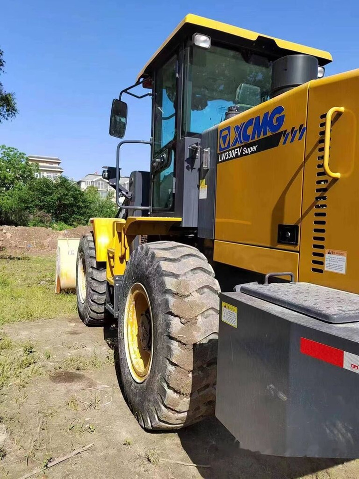 XCMG LW300FV - Wheel loader: gambar 3 XCMG LW300FV - Wheel loader: gambar 3