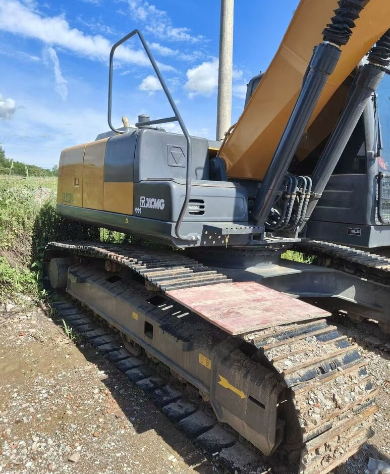XCMG XE215DA - Ekskavator perayap: gambar 4 XCMG XE215DA - Ekskavator perayap: gambar 4
