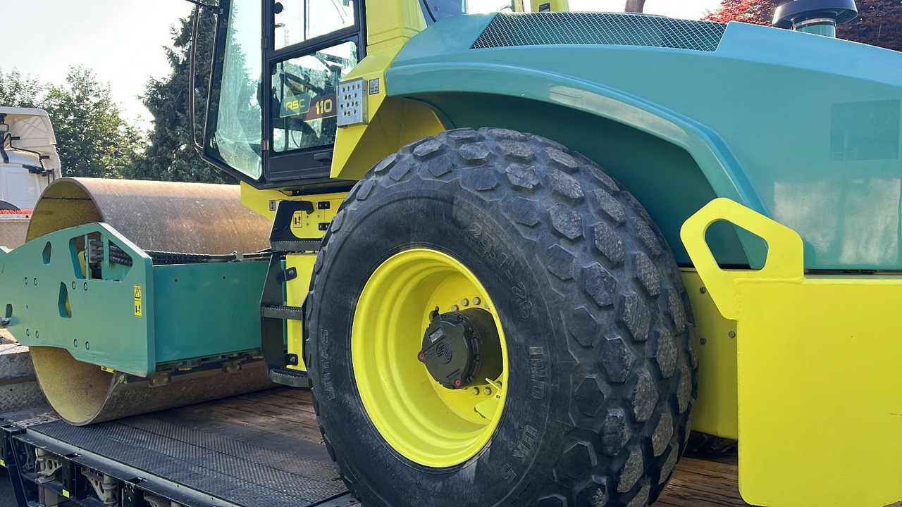 Ammann ASC 110 - Pemadat: gambar 2 Ammann ASC 110 - Pemadat: gambar 2