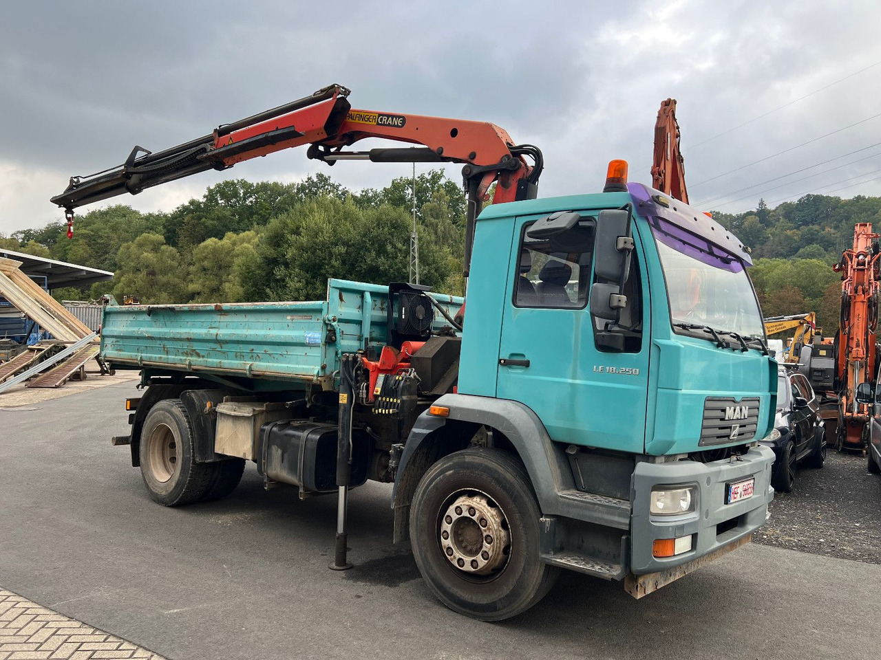MAN 18.250 Palfinger 11502 - Truk jungkit, Truk derek: gambar 2 MAN 18.250 Palfinger 11502 - Truk jungkit, Truk derek: gambar 2