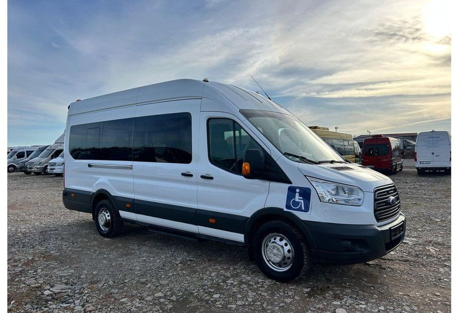 Ford Transit - Bus mini, Van penumpang: gambar 2 Ford Transit - Bus mini, Van penumpang: gambar 2