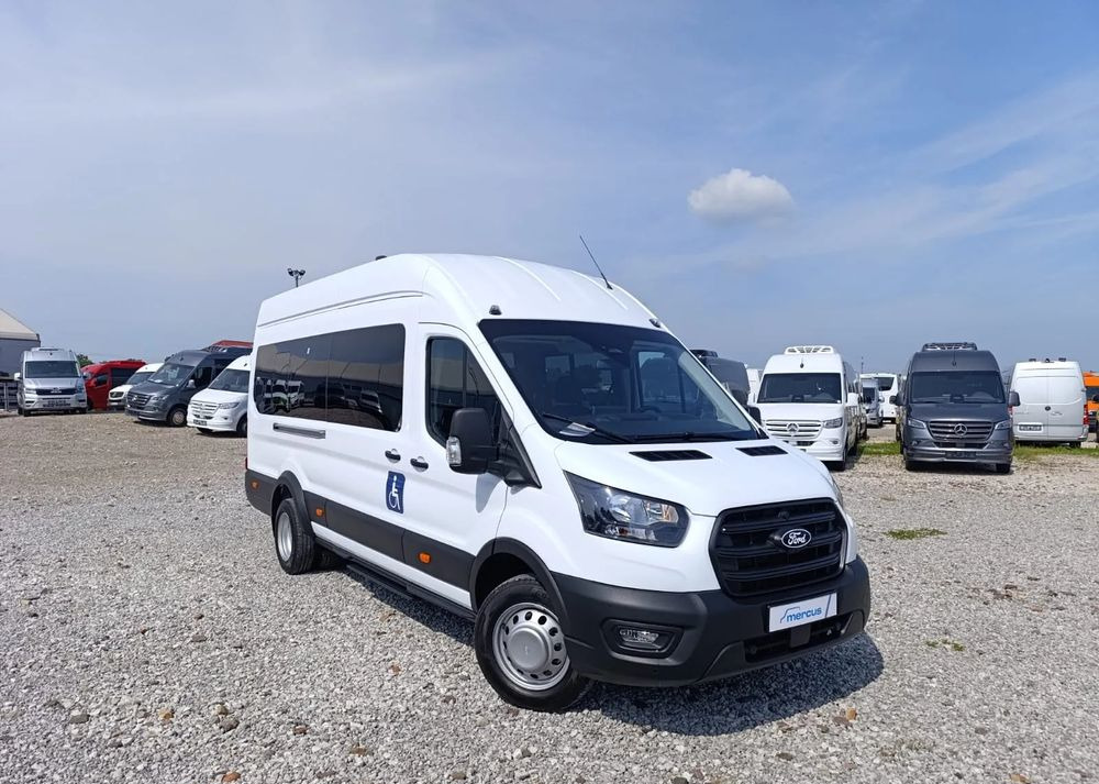 Ford Transit - Bus mini, Van penumpang: gambar 1 Ford Transit - Bus mini, Van penumpang: gambar 1