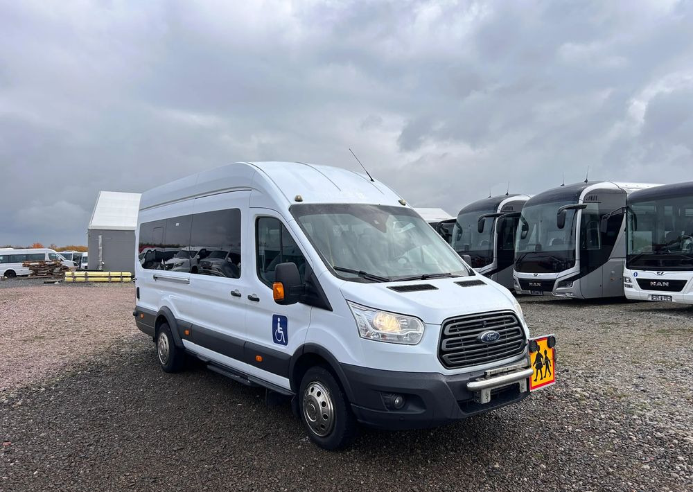 Ford Transit - Bus mini, Van penumpang: gambar 1 Ford Transit - Bus mini, Van penumpang: gambar 1