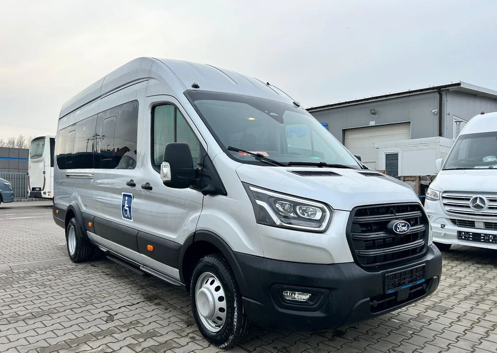 Ford Transit - Bus mini, Van penumpang: gambar 1 Ford Transit - Bus mini, Van penumpang: gambar 1