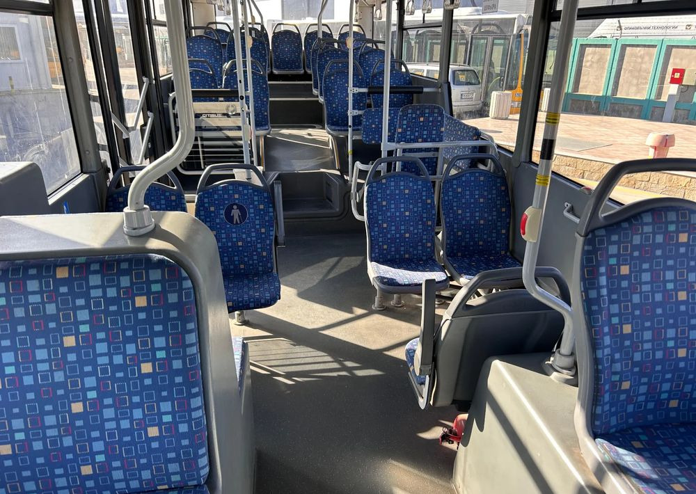 Bus kota Isuzu Citybus: gambar 10 Bus kota Isuzu Citybus: gambar 10