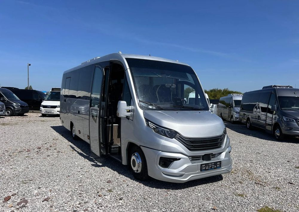 Iveco Daily - Bus mini, Van penumpang: gambar 1 Iveco Daily - Bus mini, Van penumpang: gambar 1